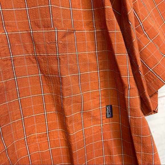 Patagonia Mens Button Up Shirt - Picture 3 of 6